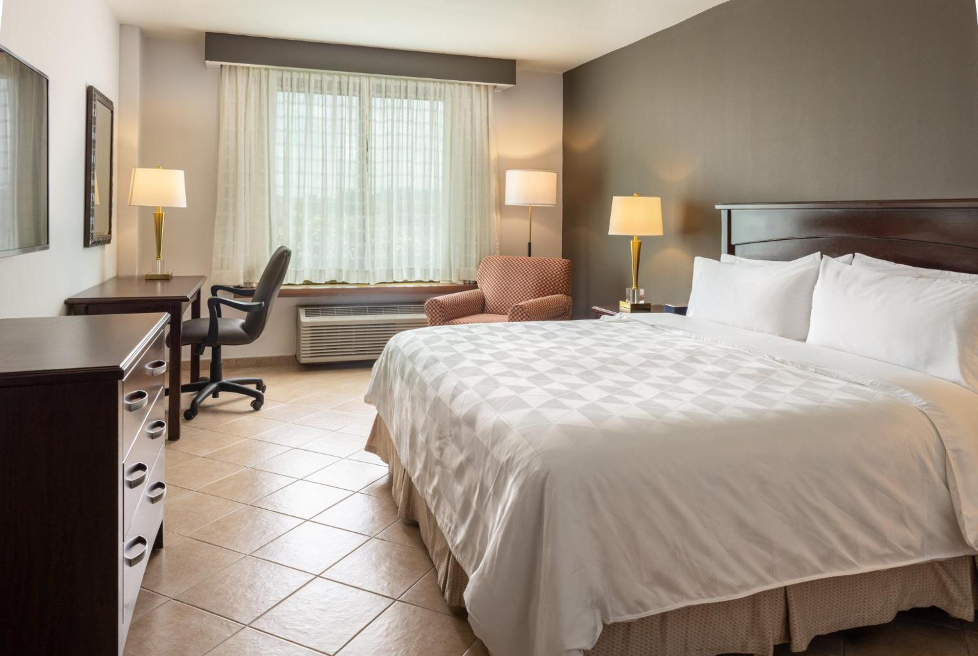 Holiday Inn Panama Canal By Ihg Exterior photo
