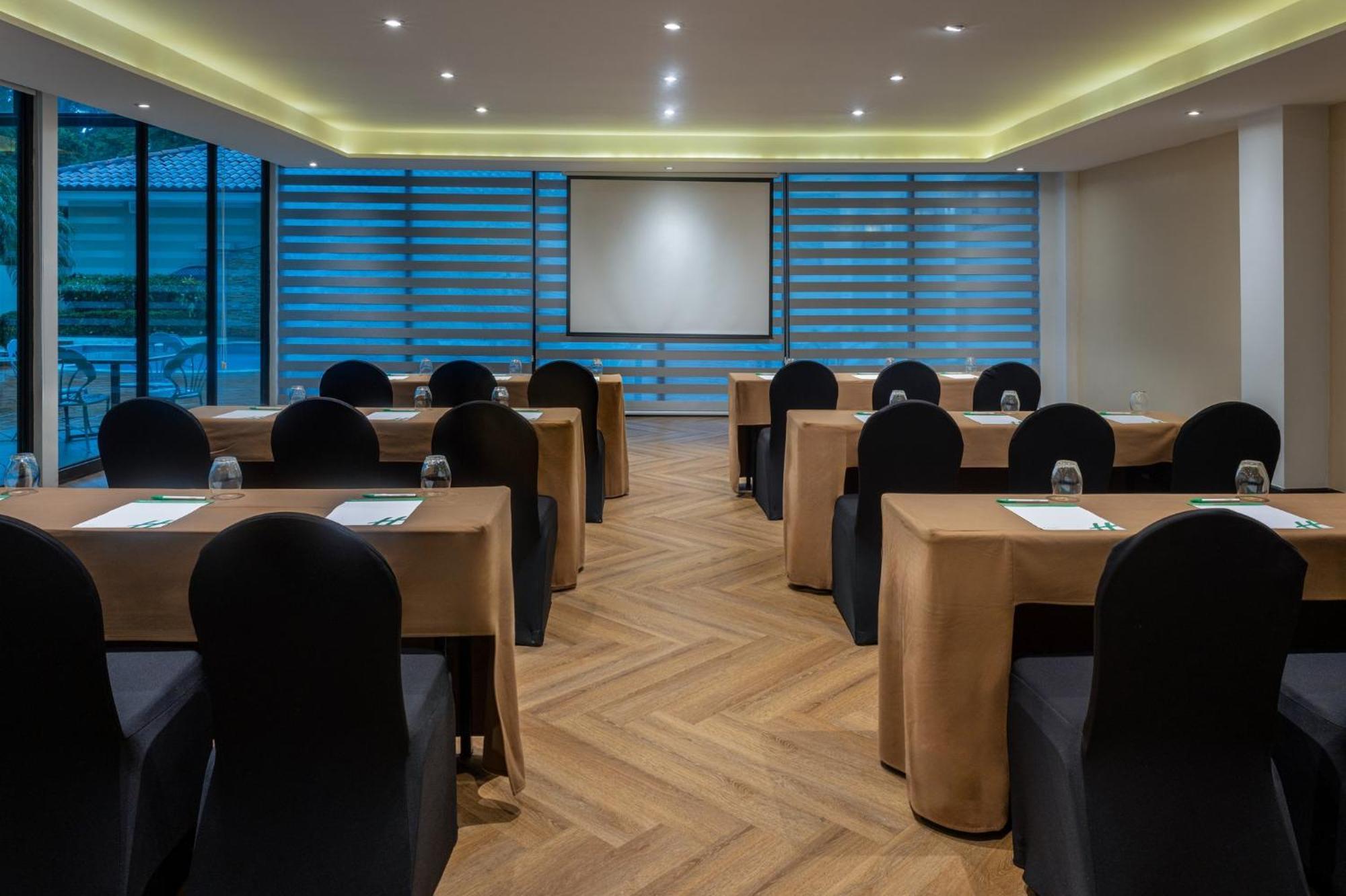 Holiday Inn Panama Canal By Ihg Exterior photo
