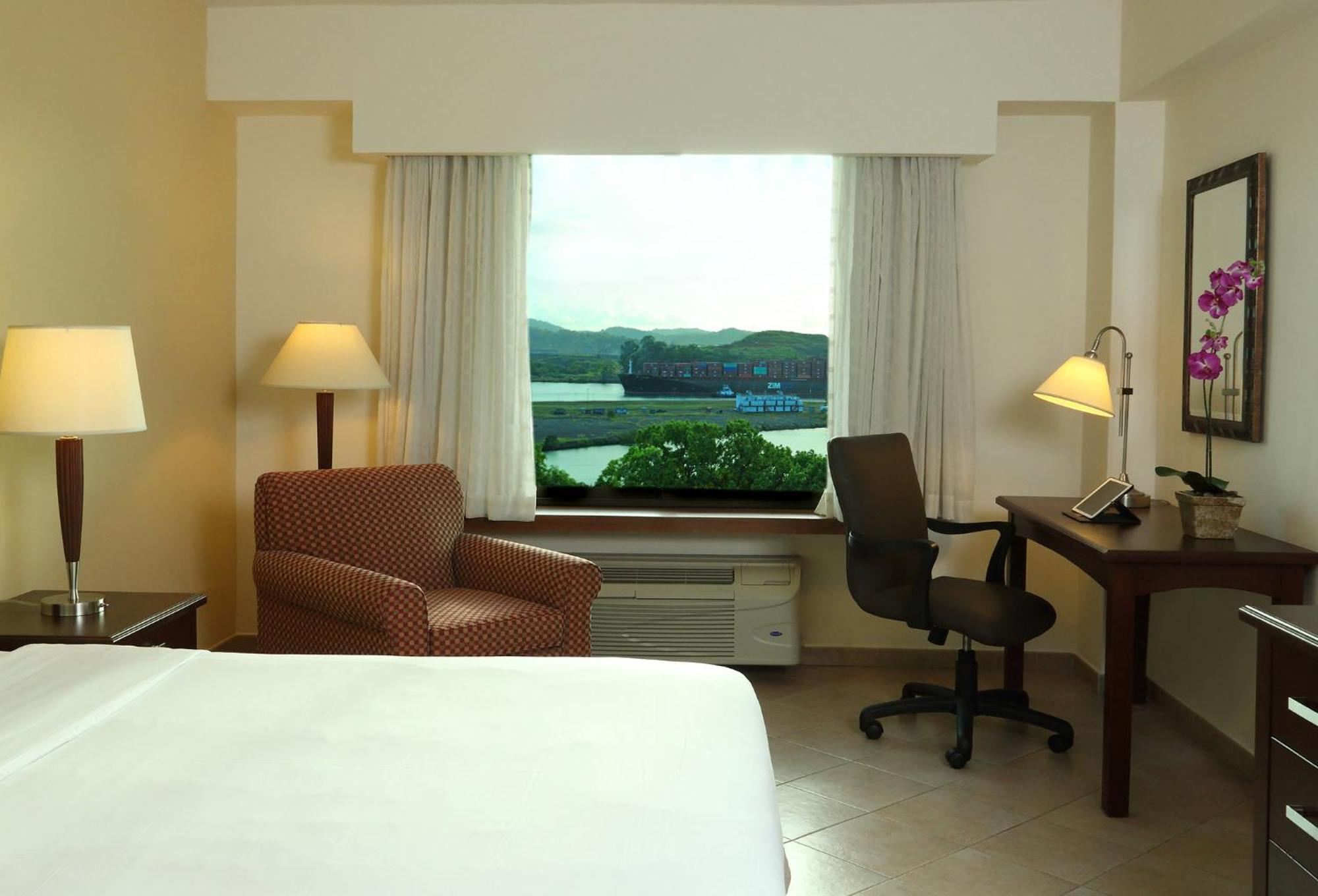 Holiday Inn Panama Canal By Ihg Exterior photo